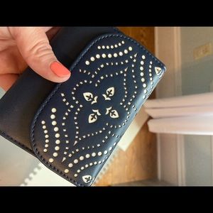 EUC Vera Bradley Small Wallet with eyelet
